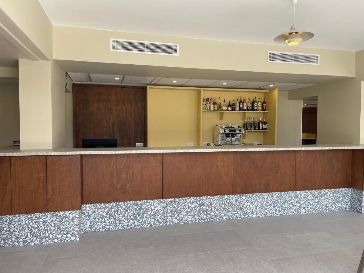 Hotel Des Victoires - Restaurant Cannes Exterior foto